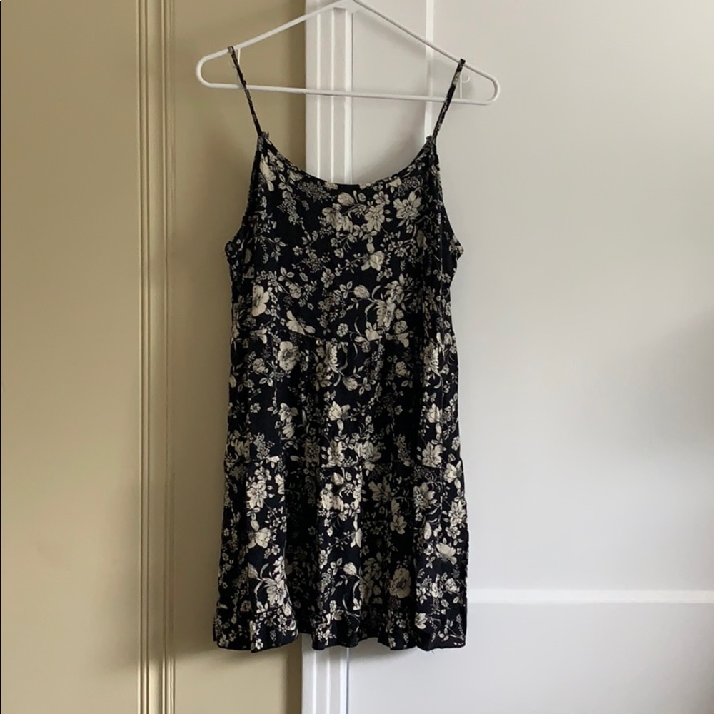 Flower pattern dress